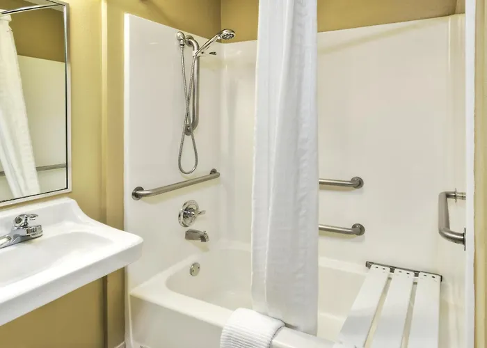 Hotel Candlewood - Hood Area By Ihg 2*